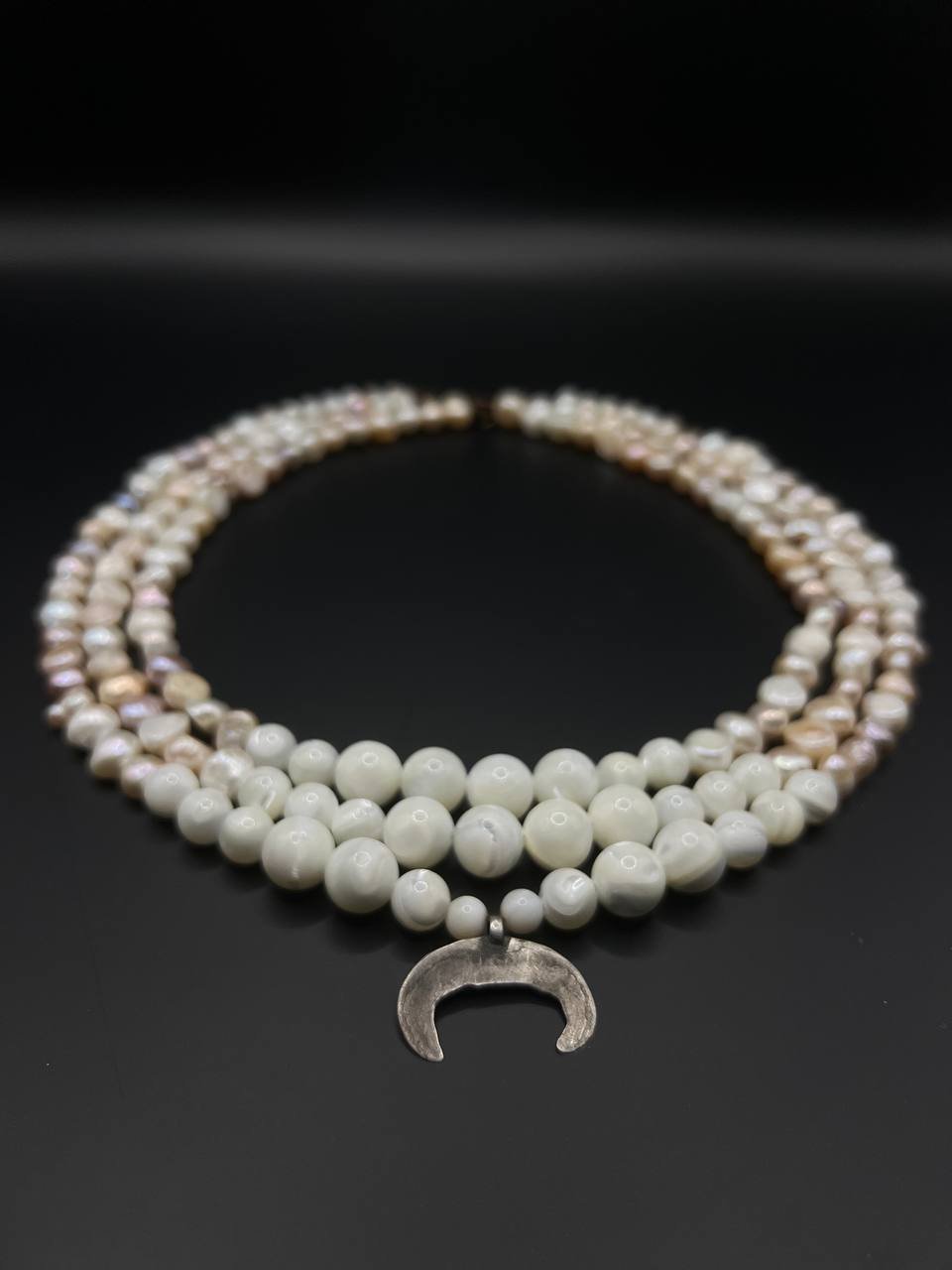 Halsband av flodpärlor och pärlemor med lunula - зображення 2